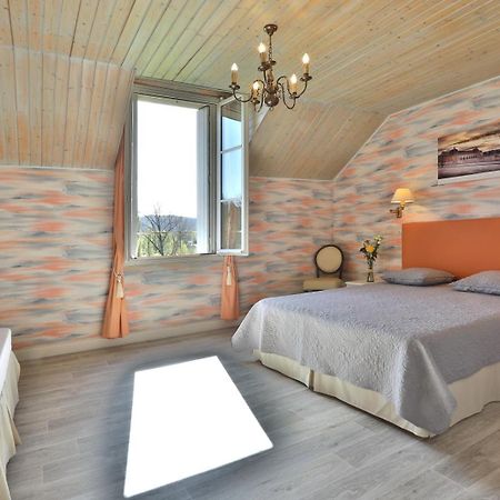 Domaine De Puy Robert Lascaux - A 800M Grotte De Lascaux - Hotel Avec Piscine - Chambres Et Gites-Appartements - Sarlat - Dordogne มงทิญญัก ภายนอก รูปภาพ