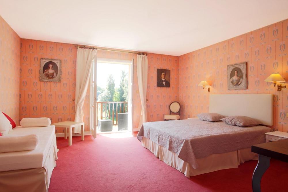 Domaine De Puy Robert Lascaux - A 800M Grotte De Lascaux - Hotel Avec Piscine - Chambres Et Gites-Appartements - Sarlat - Dordogne มงทิญญัก ภายนอก รูปภาพ
