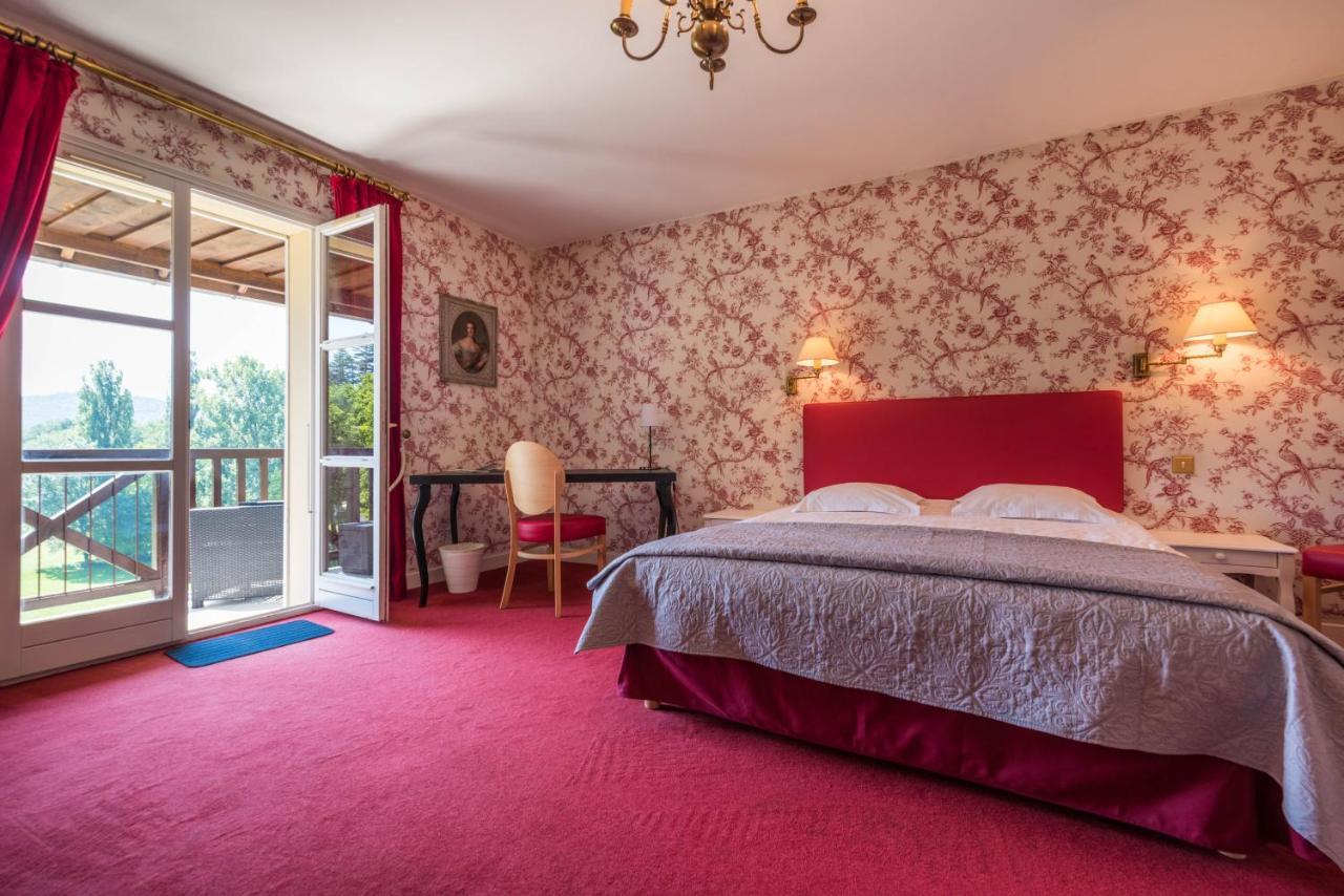 Domaine De Puy Robert Lascaux - A 800M Grotte De Lascaux - Hotel Avec Piscine - Chambres Et Gites-Appartements - Sarlat - Dordogne มงทิญญัก ภายนอก รูปภาพ