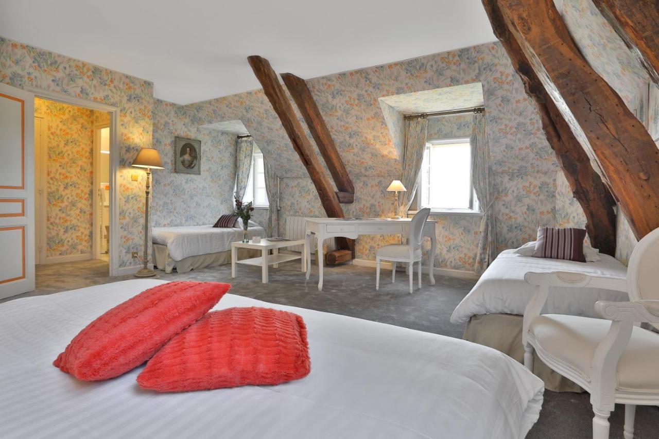 Domaine De Puy Robert Lascaux - A 800M Grotte De Lascaux - Hotel Avec Piscine - Chambres Et Gites-Appartements - Sarlat - Dordogne มงทิญญัก ภายนอก รูปภาพ