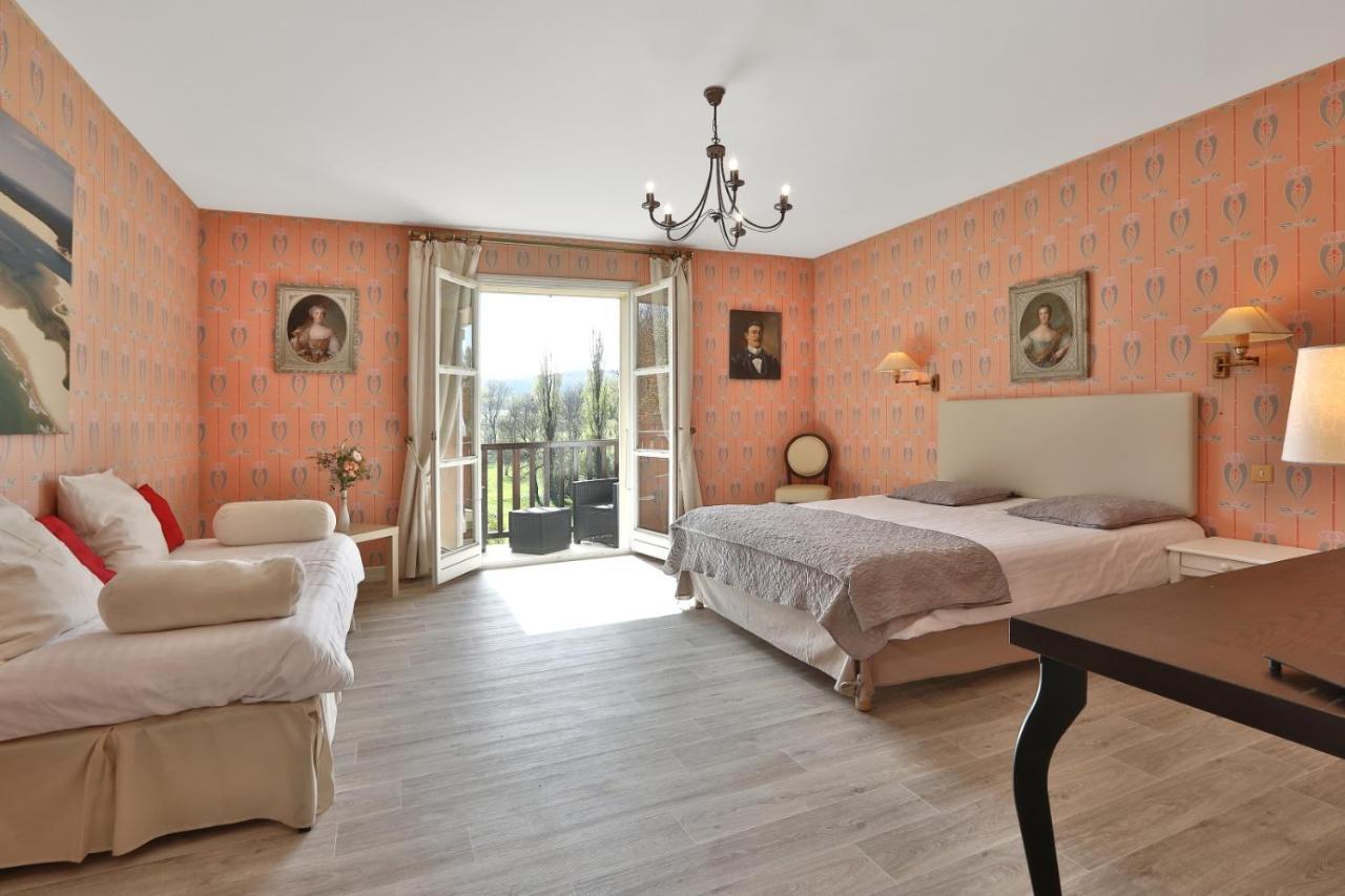 Domaine De Puy Robert Lascaux - A 800M Grotte De Lascaux - Hotel Avec Piscine - Chambres Et Gites-Appartements - Sarlat - Dordogne มงทิญญัก ภายนอก รูปภาพ
